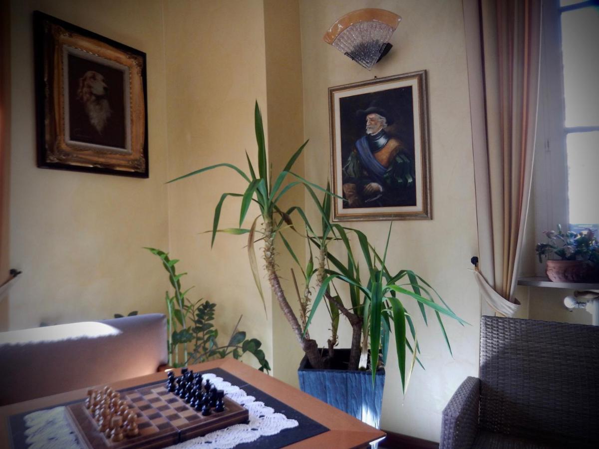 Hotel Giglio Salsomaggiore Terme Buitenkant foto