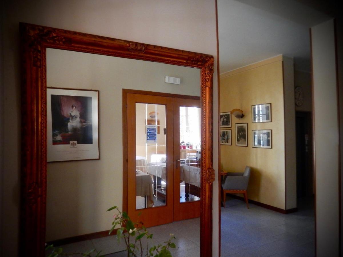 Hotel Giglio Salsomaggiore Terme Buitenkant foto